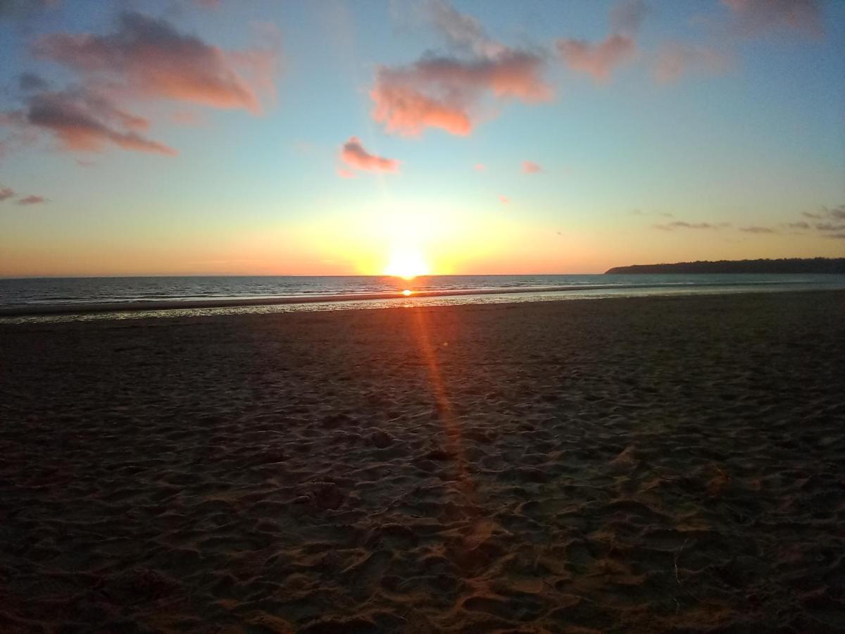 Gite Les Trefles Proche De La Plage En Baie Du Mont St Michel 캐롤 외부 사진